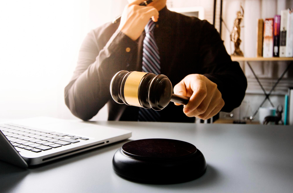 Uzaktan Çalışma (Home Office) Modelinde İş Hukuku ve Sözleşmeler