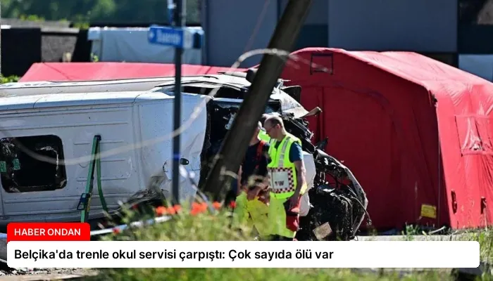 Belçika’da trenle okul servisi çarpıştı: Çok sayıda ölü var